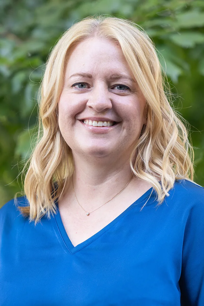 Headshot of Mary Dunn