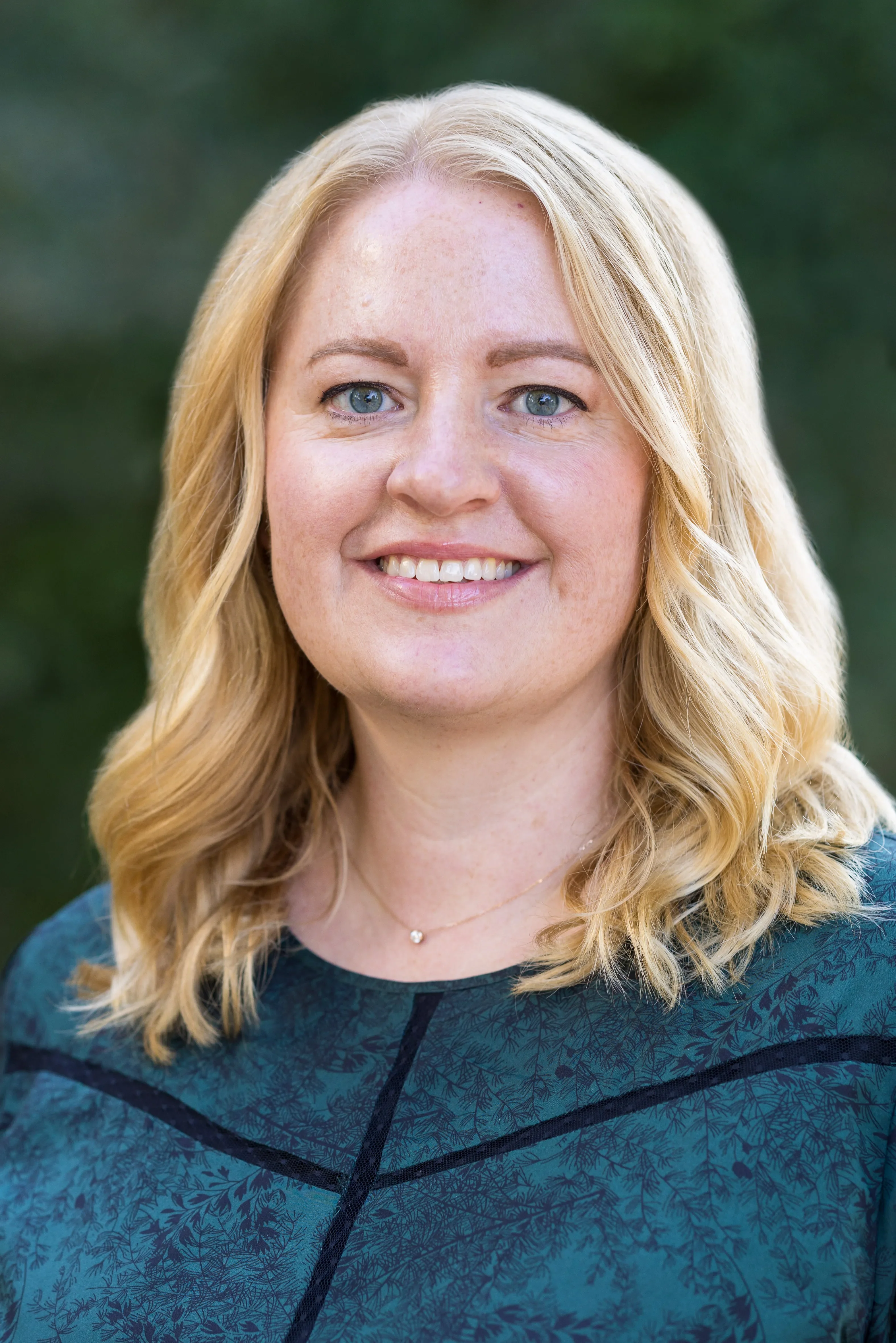 Headshot of Mary Dunn