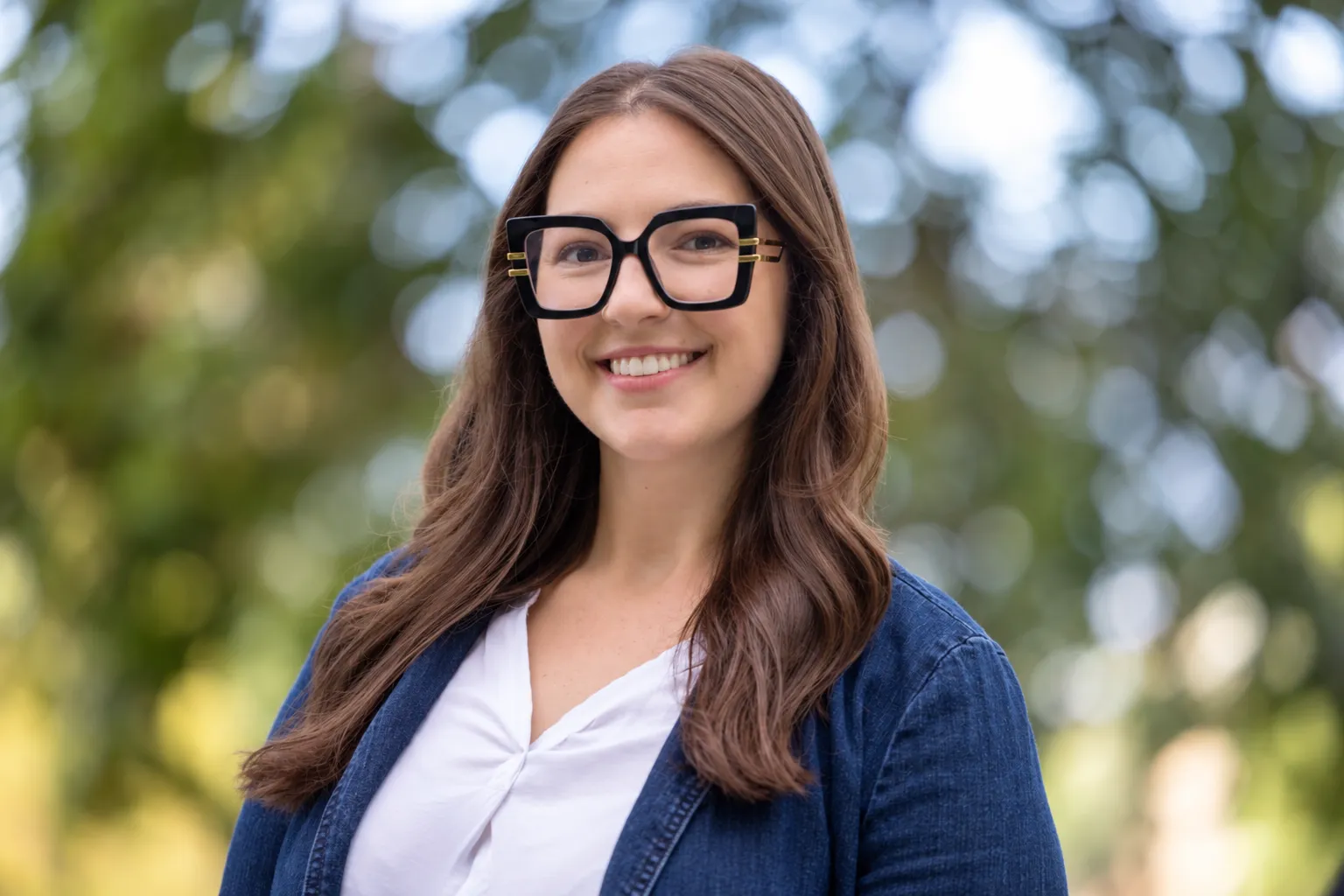 Headshot of Madelyn Arnold 